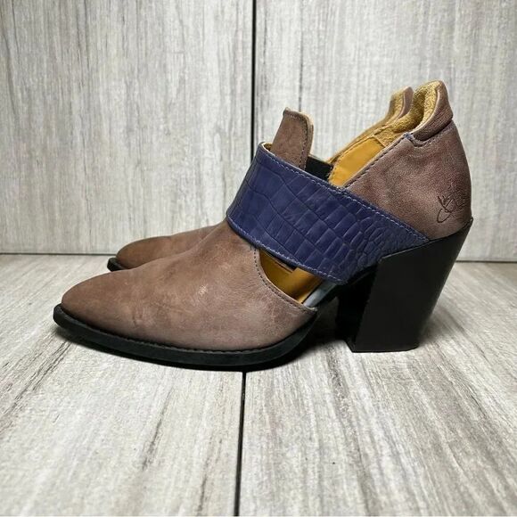 John Fluevog Entrance Room 502 Ankle Boots Booties Bumped Toe Women’s Size 8 - Picture 4 of 10